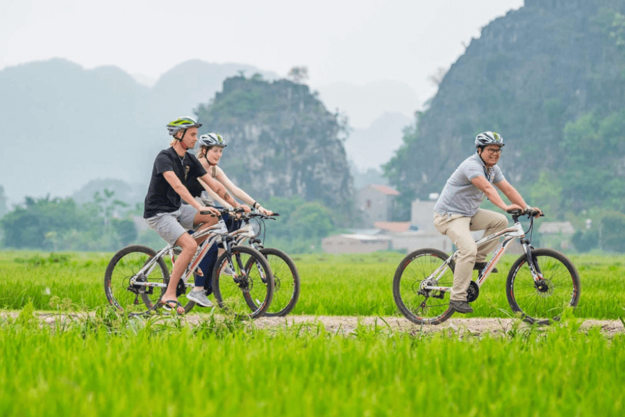 Hanoi Cycle Ho Chi Minh Trail To Siem Reap 25 Days